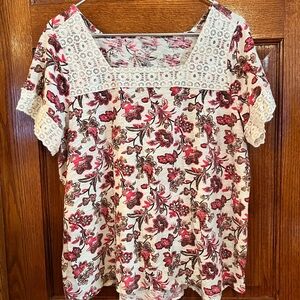 St Johns Bay PXL Square Neck Floral Print Pullover Lace Trim